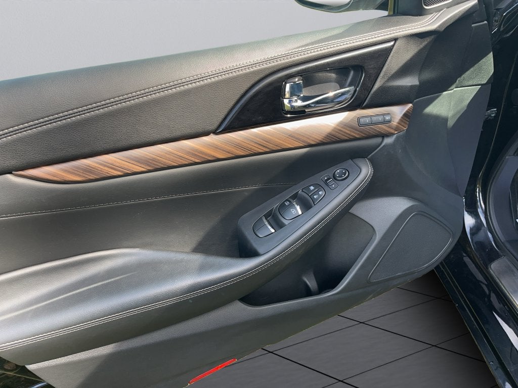 2016 Nissan Maxima Platinum