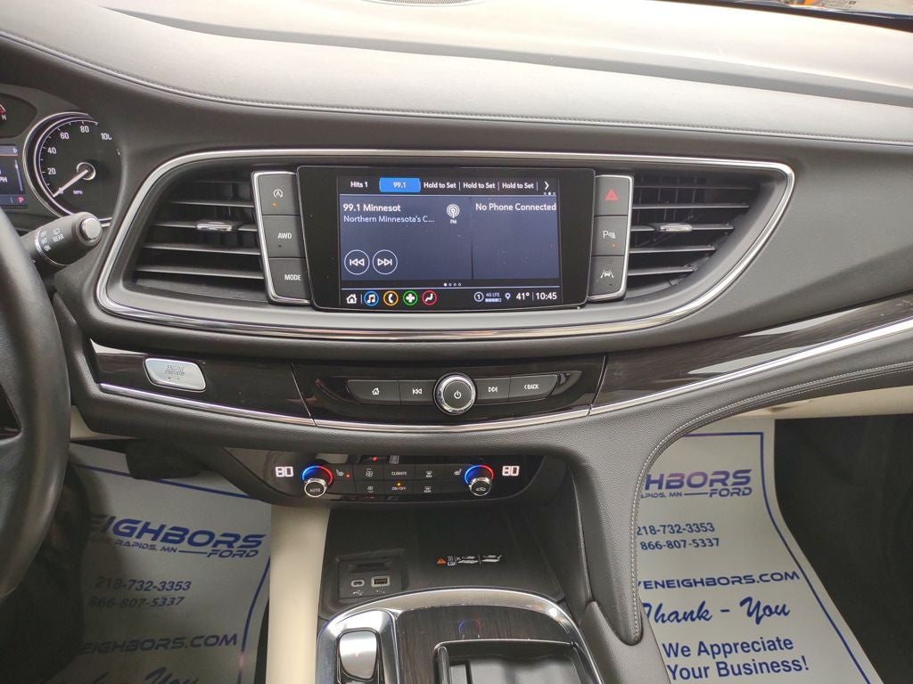 2022 Buick Enclave Essence