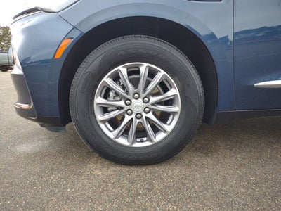 2022 Buick Enclave Essence