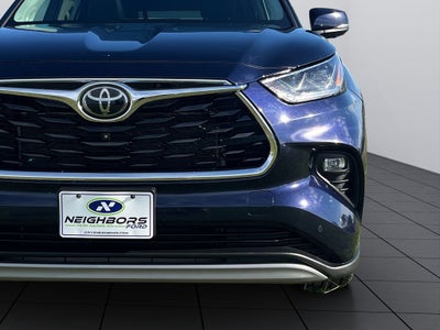 2023 Toyota Highlander Platinum