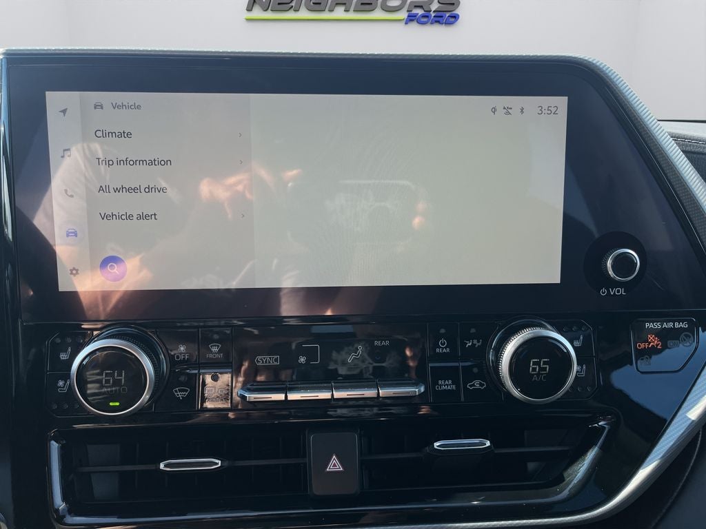 2023 Toyota Highlander Platinum