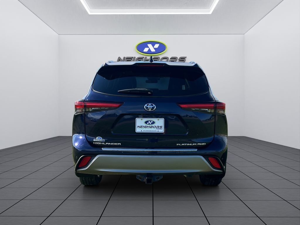 2023 Toyota Highlander Platinum