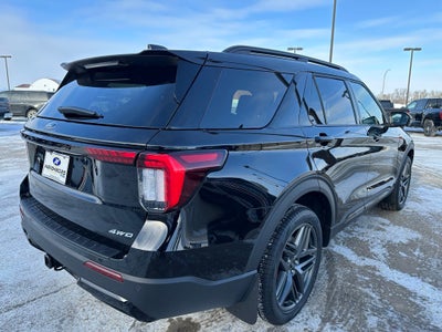 2026 Ford Explorer ST-Line