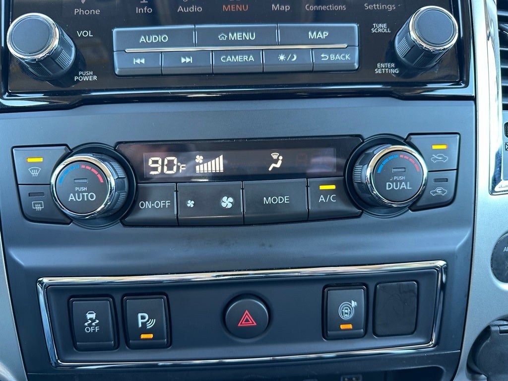 2020 Nissan Titan SV