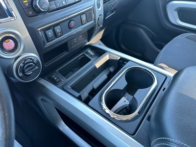 2020 Nissan Titan SV