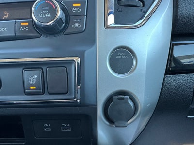 2020 Nissan Titan SV