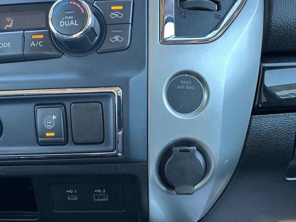 2020 Nissan Titan SV