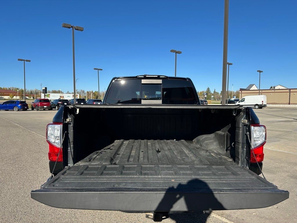 2020 Nissan Titan SV