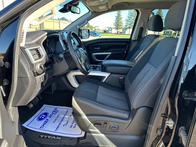 2020 Nissan Titan SV