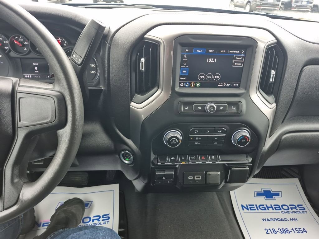 2024 Chevrolet Silverado 1500 Custom