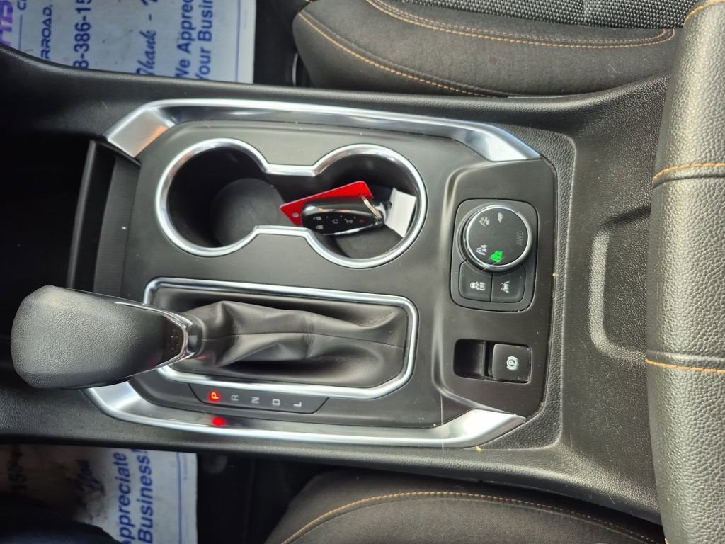 2021 Chevrolet Traverse LT Cloth