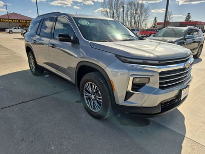 2025 Chevrolet Traverse LT