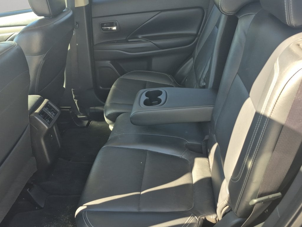 2019 Mitsubishi Outlander ES